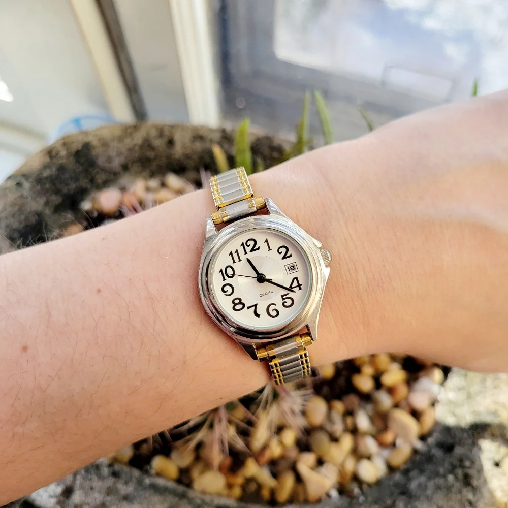 Vintage Classic Stretch Watch